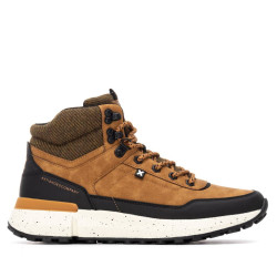 BOTÍN DE HOMBRE XTI 144692